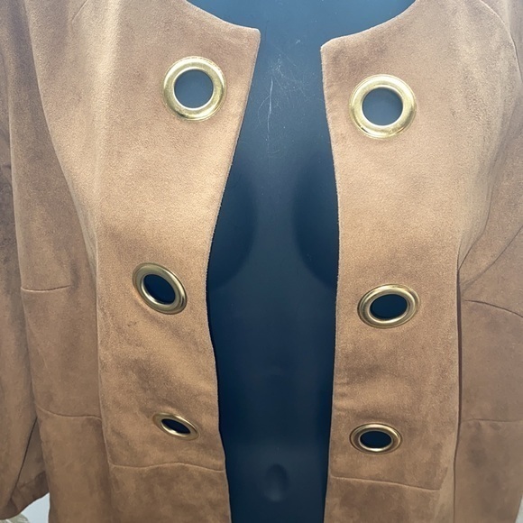 Chico’s Faux Suede Grommet LS Cafe Breve size 0 - Picture 2 of 8